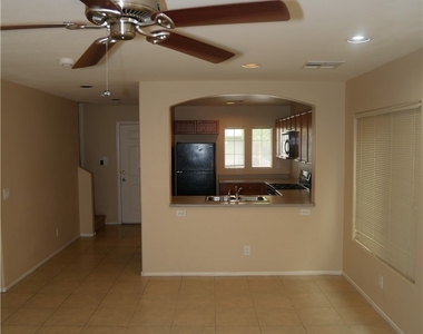 9112 Pearl Cotton Avenue - Photo Thumbnail 5