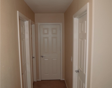 9112 Pearl Cotton Avenue - Photo Thumbnail 12