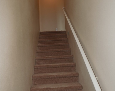 9112 Pearl Cotton Avenue - Photo Thumbnail 11