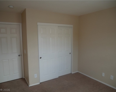 9112 Pearl Cotton Avenue - Photo Thumbnail 14