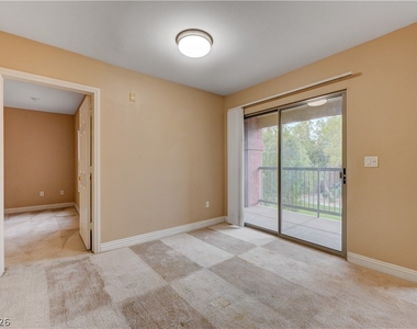 8000 W Badura Avenue - Photo Thumbnail 10