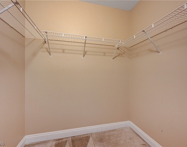 8000 W Badura Avenue - Photo Thumbnail 32
