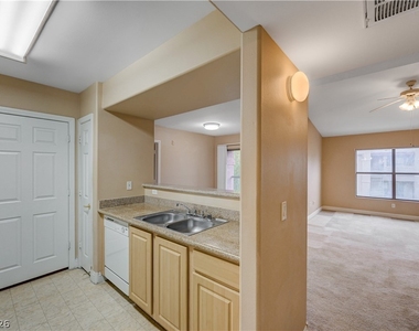8000 W Badura Avenue - Photo Thumbnail 15