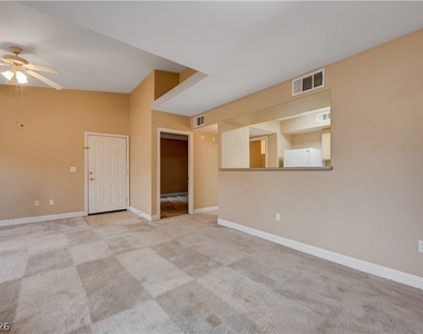 8000 W Badura Avenue - Photo Thumbnail 12