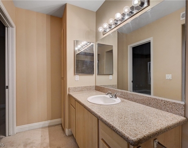 8000 W Badura Avenue - Photo Thumbnail 27