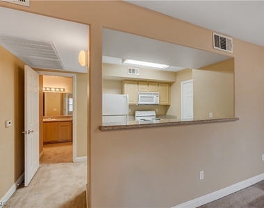 8000 W Badura Avenue - Photo Thumbnail 13