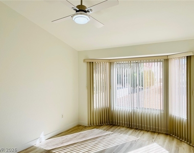 8905 Pennystone Avenue - Photo Thumbnail 15