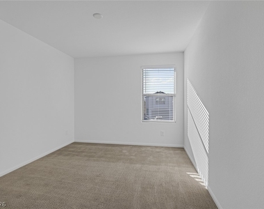 9514 Wayfarer Seek Court - Photo Thumbnail 27