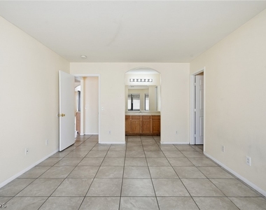 6526 Blooming Sun Court - Photo Thumbnail 14