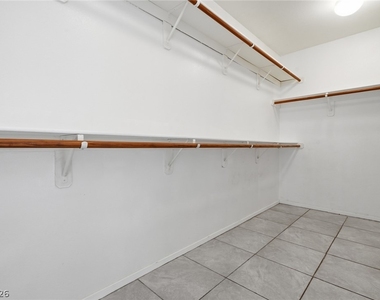 6526 Blooming Sun Court - Photo Thumbnail 18