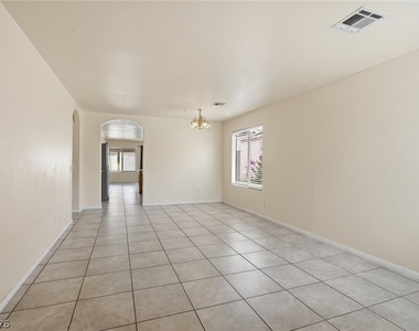 6526 Blooming Sun Court - Photo Thumbnail 7