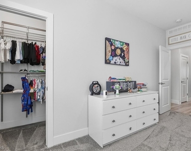 5366 Purple Moon Avenue - Photo Thumbnail 36