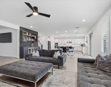 5366 Purple Moon Avenue - Photo Thumbnail 9