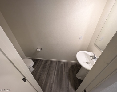 4820 Orchid Ridge Avenue - Photo Thumbnail 12