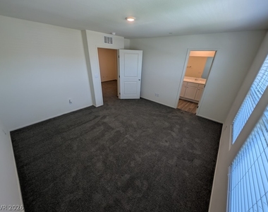 4820 Orchid Ridge Avenue - Photo Thumbnail 16