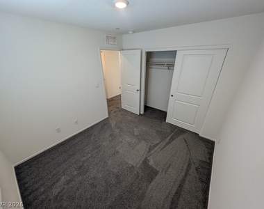 4820 Orchid Ridge Avenue - Photo Thumbnail 22