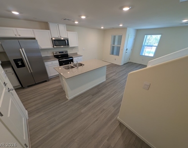 4820 Orchid Ridge Avenue - Photo Thumbnail 10