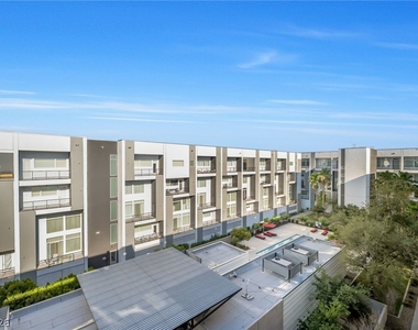 2775 W Pebble Road - Photo Thumbnail 18