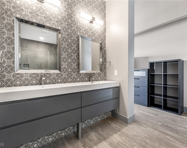2775 W Pebble Road - Photo Thumbnail 15