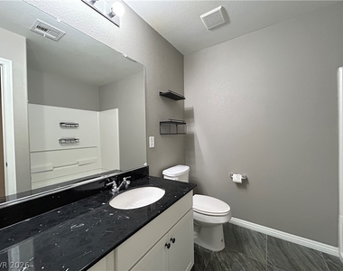 9841 Colenso Court - Photo Thumbnail 15