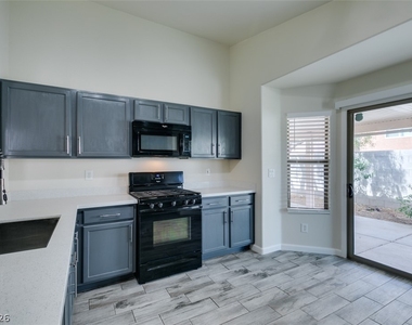 6763 Bison Creek Street - Photo Thumbnail 18