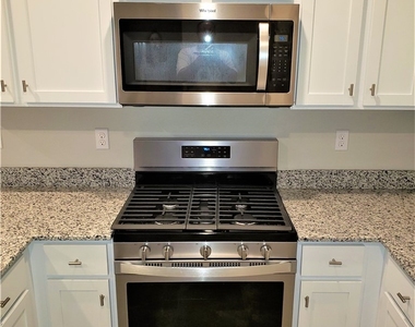 378 Canyon Mist Court - Photo Thumbnail 5