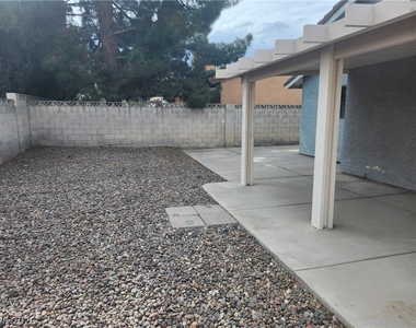 7329 Lattimore Drive - Photo Thumbnail 24