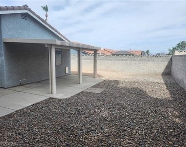 7329 Lattimore Drive - Photo Thumbnail 22