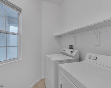 4468 Lobero Avenue - Photo Thumbnail 20