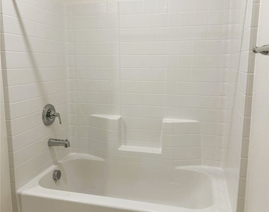 4154 Scarlet Cob Avenue - Photo Thumbnail 16