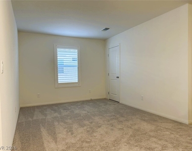 4154 Scarlet Cob Avenue - Photo Thumbnail 7