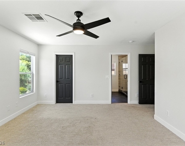 917 Lord Crewe Street - Photo Thumbnail 14