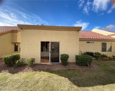 9012 Starmount Drive - Photo Thumbnail 22