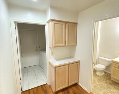 9012 Starmount Drive - Photo Thumbnail 16