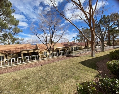 9012 Starmount Drive - Photo Thumbnail 20