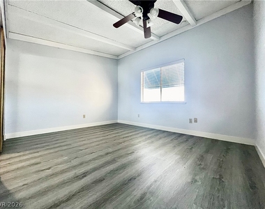 4736 Obannon Drive - Photo Thumbnail 18