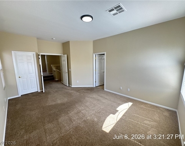 10876 Fishers Island Street - Photo Thumbnail 11