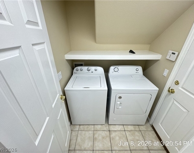 10876 Fishers Island Street - Photo Thumbnail 10