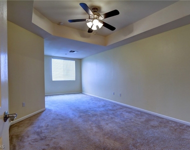 47 E Agate Avenue - Photo Thumbnail 10