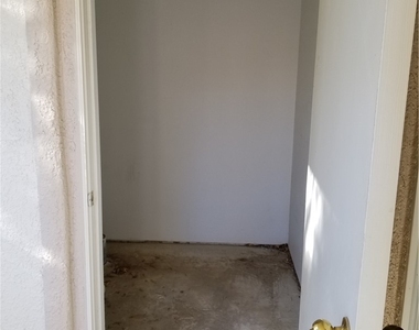 733 Wheat Ridge Lane - Photo Thumbnail 34