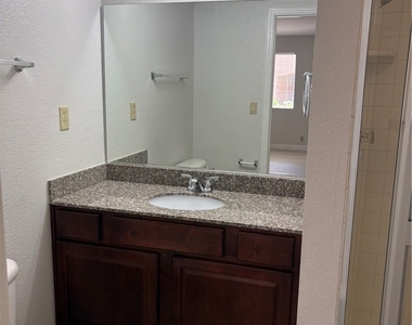 5278 River Glen Drive - Photo Thumbnail 11
