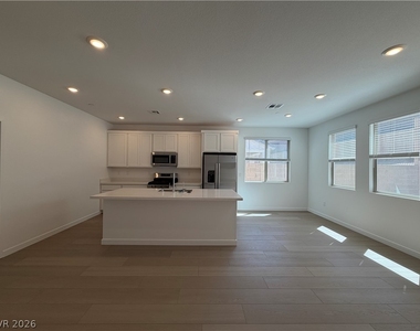 1479 Sora Rail Street - Photo Thumbnail 5