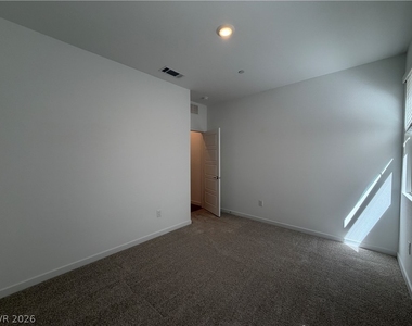1479 Sora Rail Street - Photo Thumbnail 8