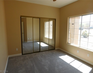 400 Opal Drive - Photo Thumbnail 19