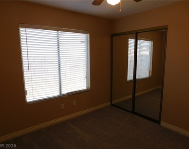 400 Opal Drive - Photo Thumbnail 17