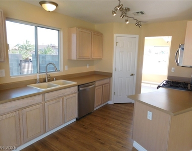 400 Opal Drive - Photo Thumbnail 37