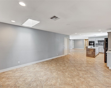 4153 Woodcrest Road - Photo Thumbnail 23