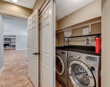 4153 Woodcrest Road - Photo Thumbnail 26