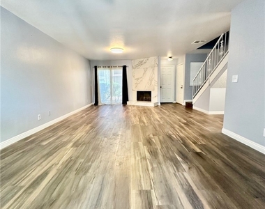 3384 Matvay Street - Photo Thumbnail 2