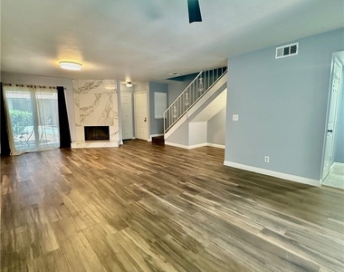 3384 Matvay Street - Photo Thumbnail 6